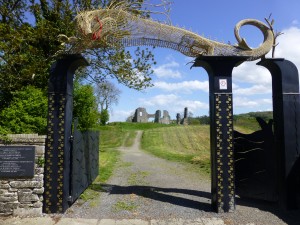 Newydd Emlyn Castle